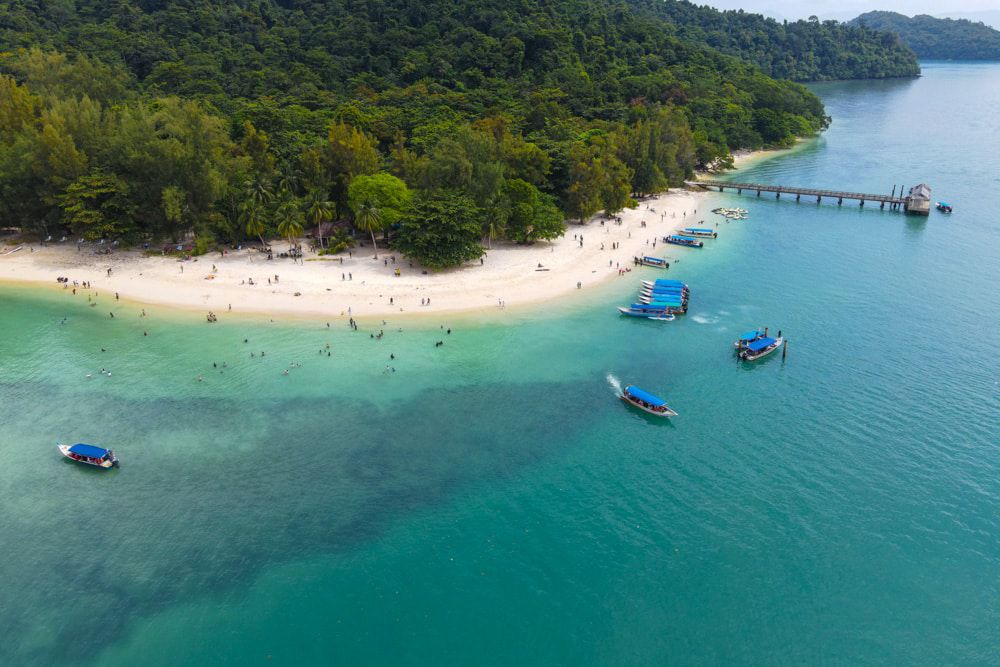 island hopping package (private boat) island hopping package (private boat)